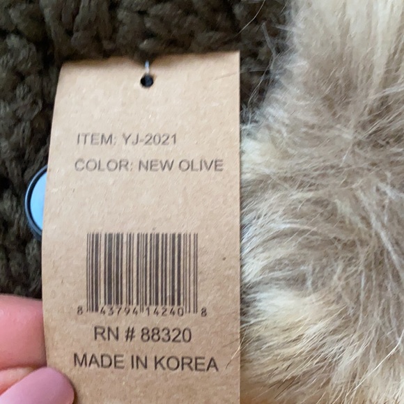 C.C Exclusive Pom Pom Hat, Fleece Lined. New Olive - Picture 4 of 4